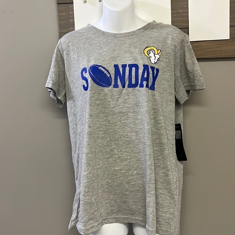 NFL LA Rams Sunday Football Women’s Short Sleeve Heather Gray T-Shirt- Large